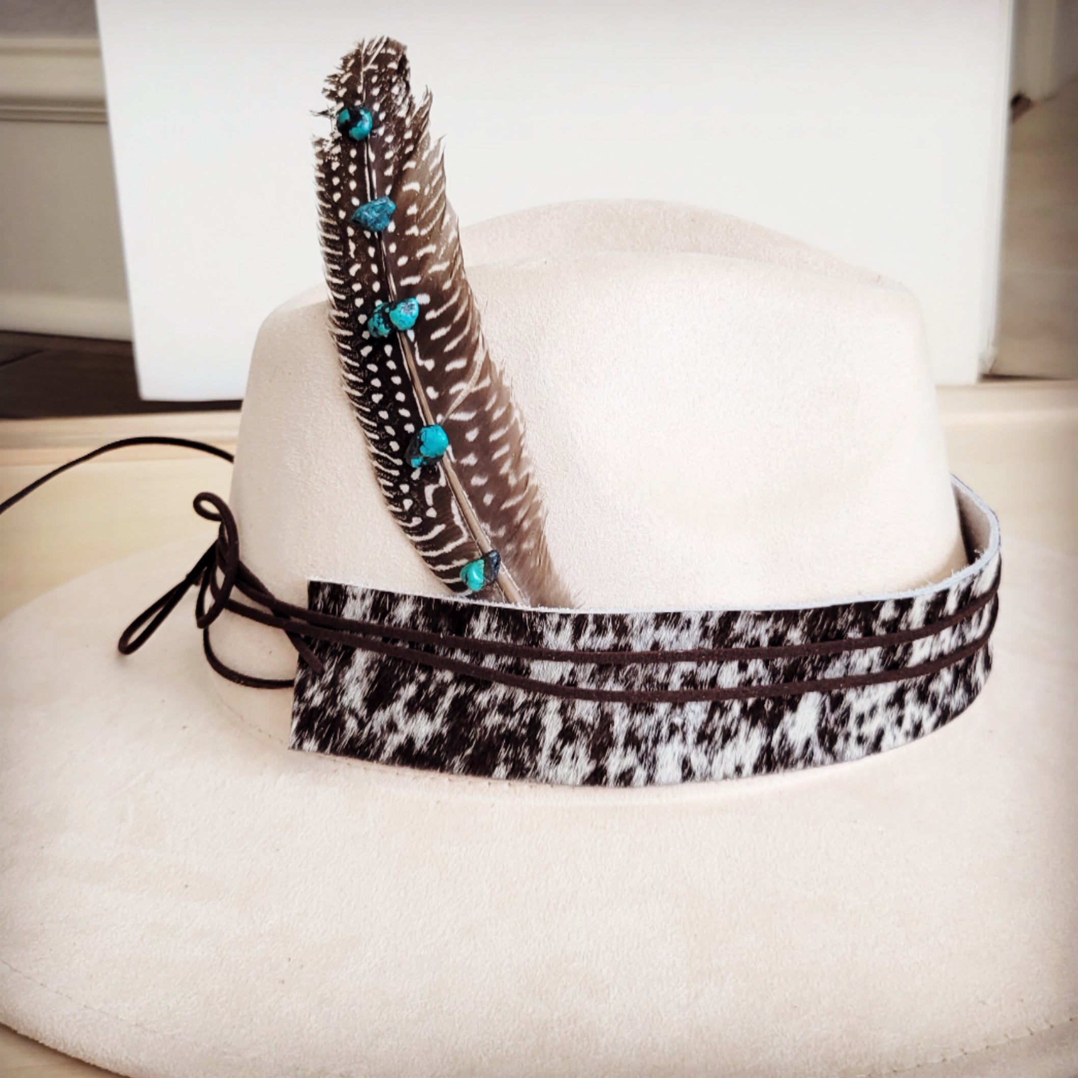 Spotted Turkey Feather Hat Accent w/ Turquoise Stones 954v