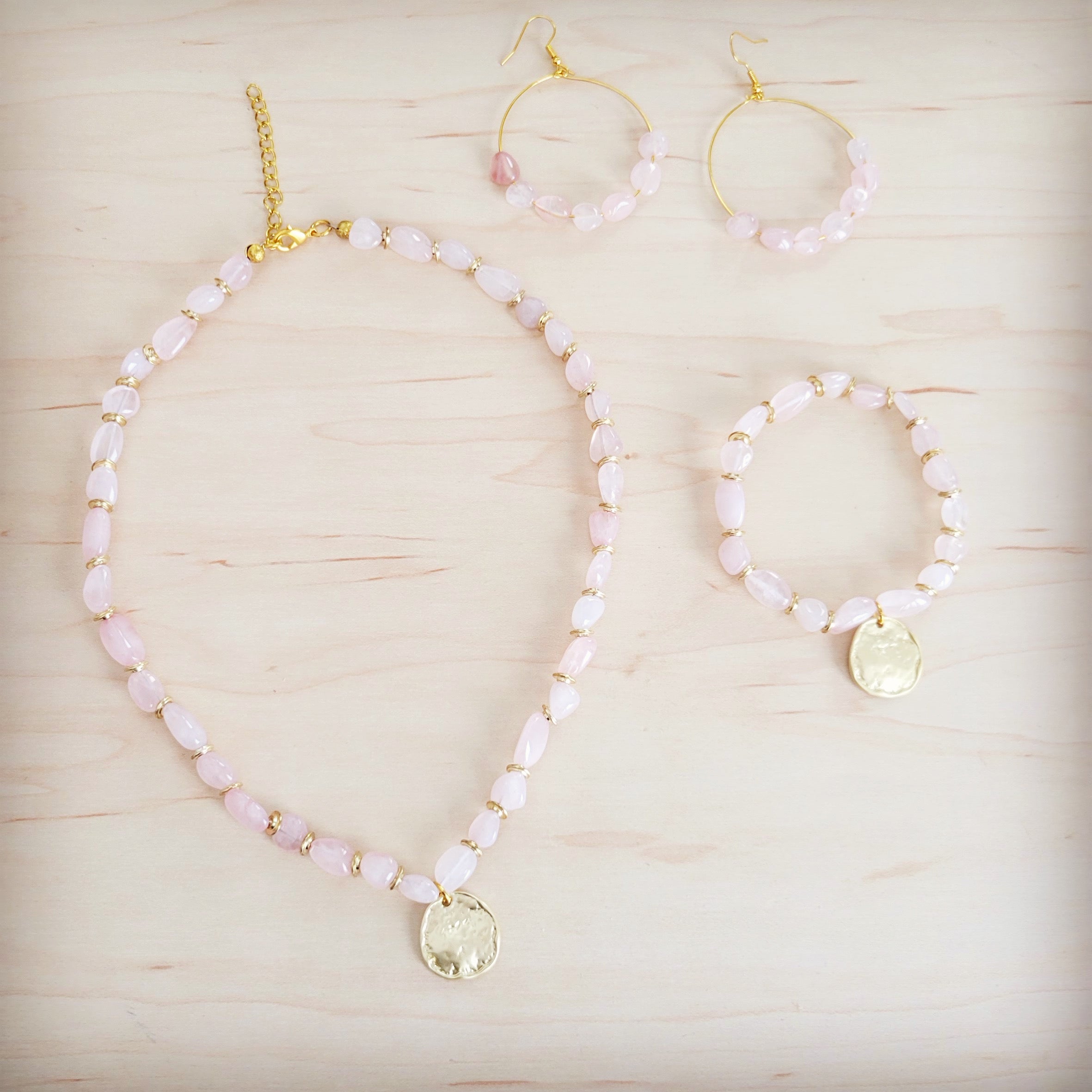 **Rose Quartz Collar Necklace w/ Gold Coin Charm 263h