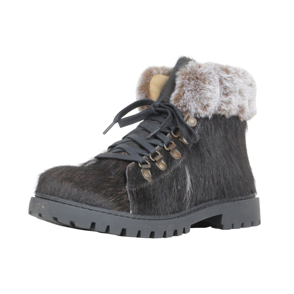 Turbulent Boots