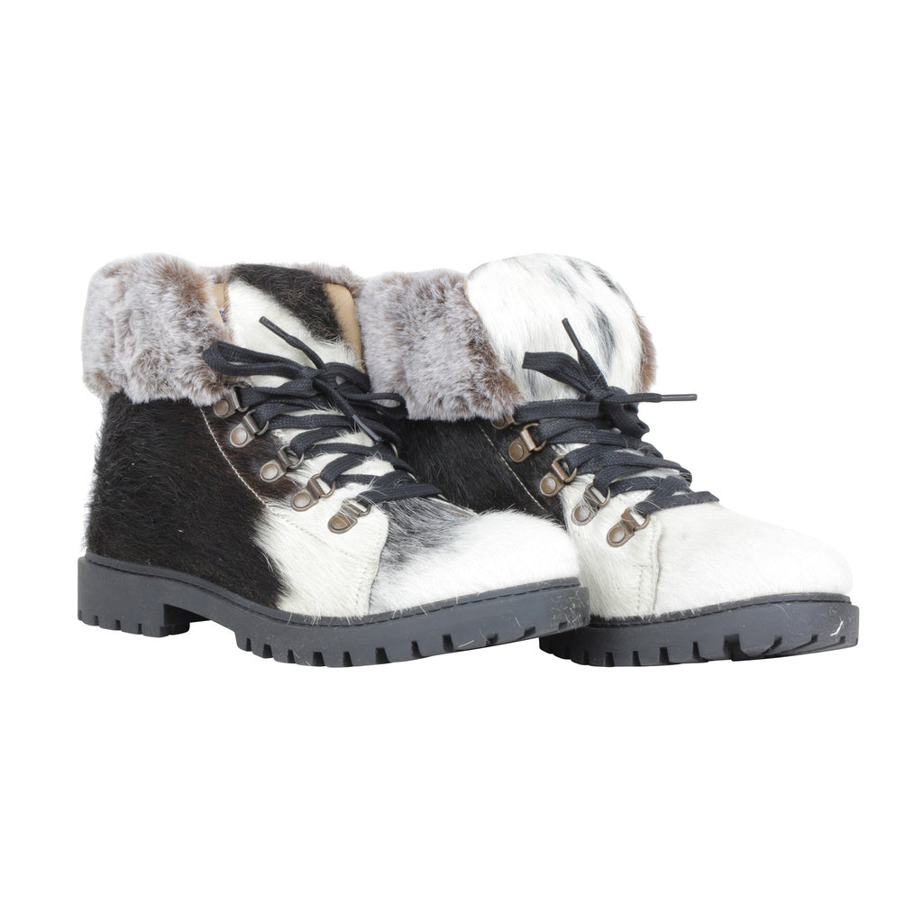 Turbulent Boots